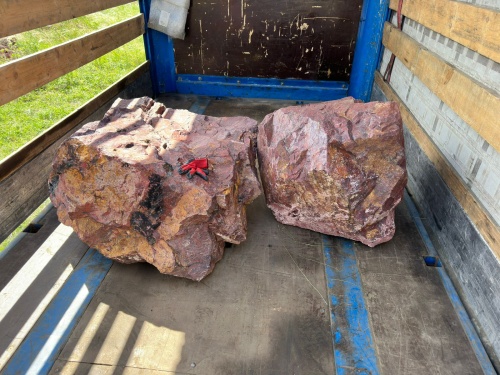 Ландшафтные глыбы красно-фиолетовые 200-1000 килограмм купить в Бердске