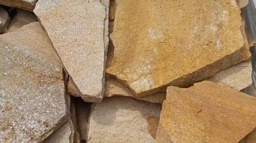 Плитняк златолит жёлтый для цоколя купить в Бердске