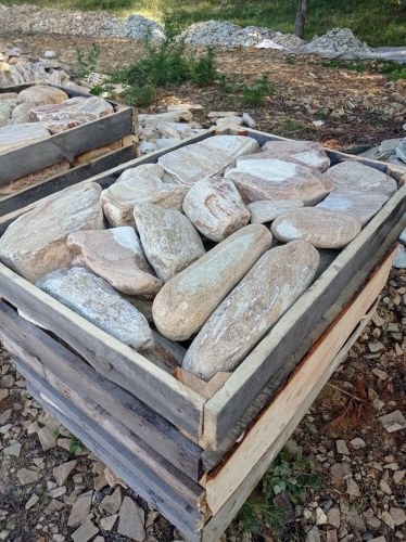 Златолит жёлтый, жёлто-зелёный глыбки и валуны для ланшафтного дизайна купить в Бердске