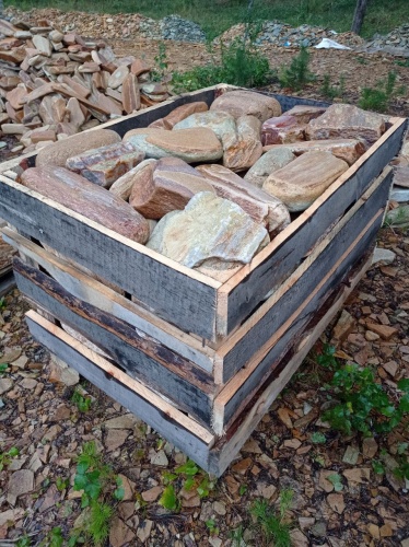 Златолит жёлтый, жёлто-зелёный глыбки и валуны для ланшафтного дизайна купить в Бердске