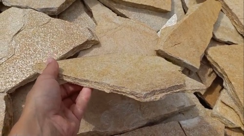 Плитняк златолит жёлтый для цоколя купить в Бердске